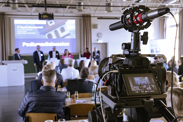  {f:if(condition:'Paul Schimweg / Whitehall Photographie',then:' | Bild: © Paul Schimweg / Whitehall Photographie',else:'')