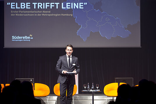 Moderation PA Elbe trifft Leine 2018 | © Paul Schimweg / Whitehall Photographie Moderation PA Elbe trifft Leine 2018