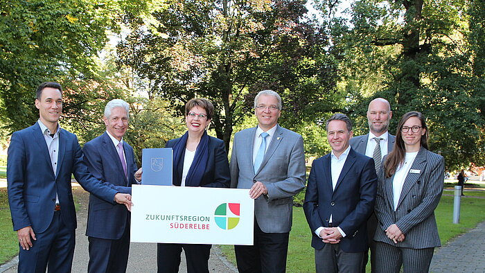  {f:if(condition:'Landkreis Harburg',then:' | Bild: © Landkreis Harburg',else:'')