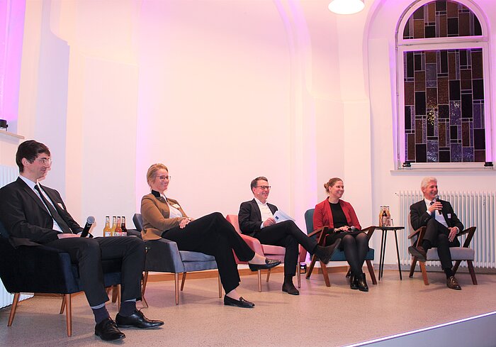  {f:if(condition:'Süderelbe AG',then:' | Bild: © Süderelbe AG',else:'')