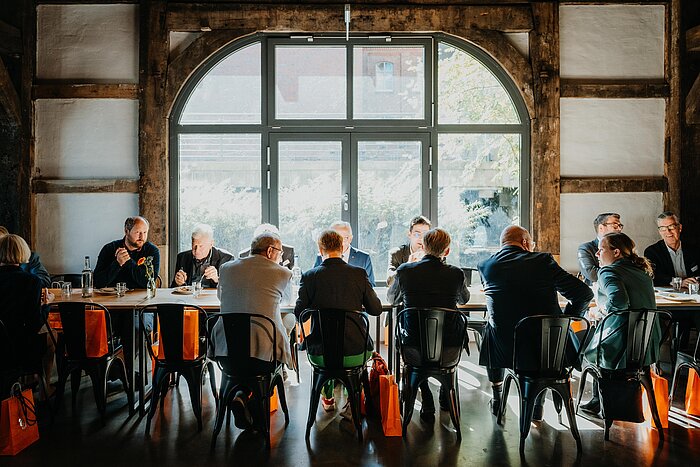 Stimmungsbild beim Essen {f:if(condition:'Gina Kühn - Vertelln',then:' | Bild: © Gina Kühn - Vertelln',else:'')