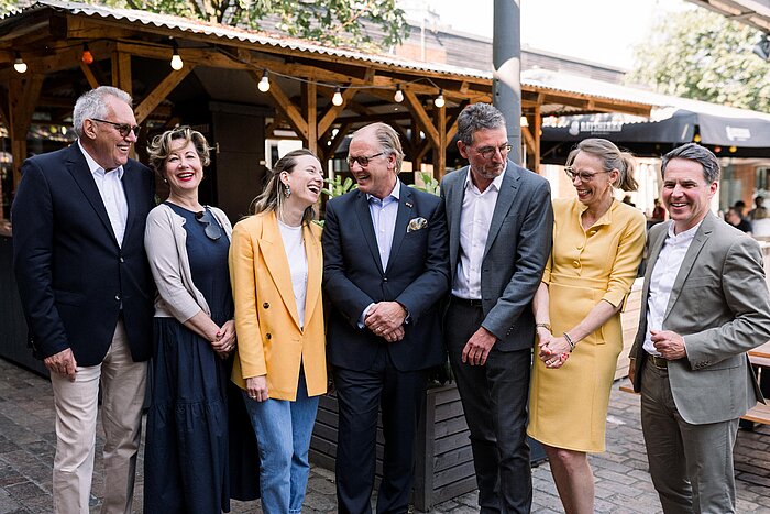  {f:if(condition:'PLAN LIEBE',then:' | Bild: © PLAN LIEBE',else:'')