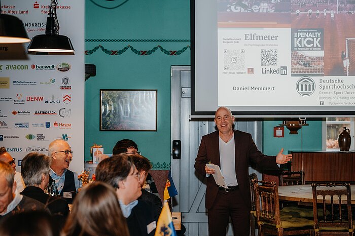 Vortrag Prof. Dr. Daniel Memmert {f:if(condition:'Gina Kühn',then:' | Bild: © Gina Kühn',else:'')