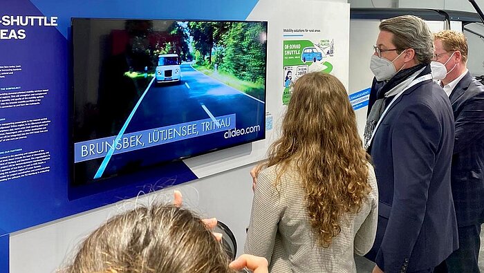 ITS-Weltkongress Präsentation Shuttle on Demand {f:if(condition:'Süderelbe AG',then:' | Bild: © Süderelbe AG',else:'')